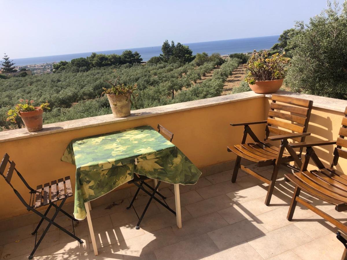 فالديريتْشّي Casale Belvedere Vista Mare المظهر الخارجي الصورة